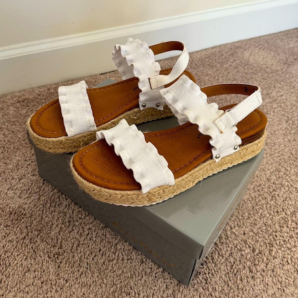 Pierre Dumas White Platform Espadrille Sandal